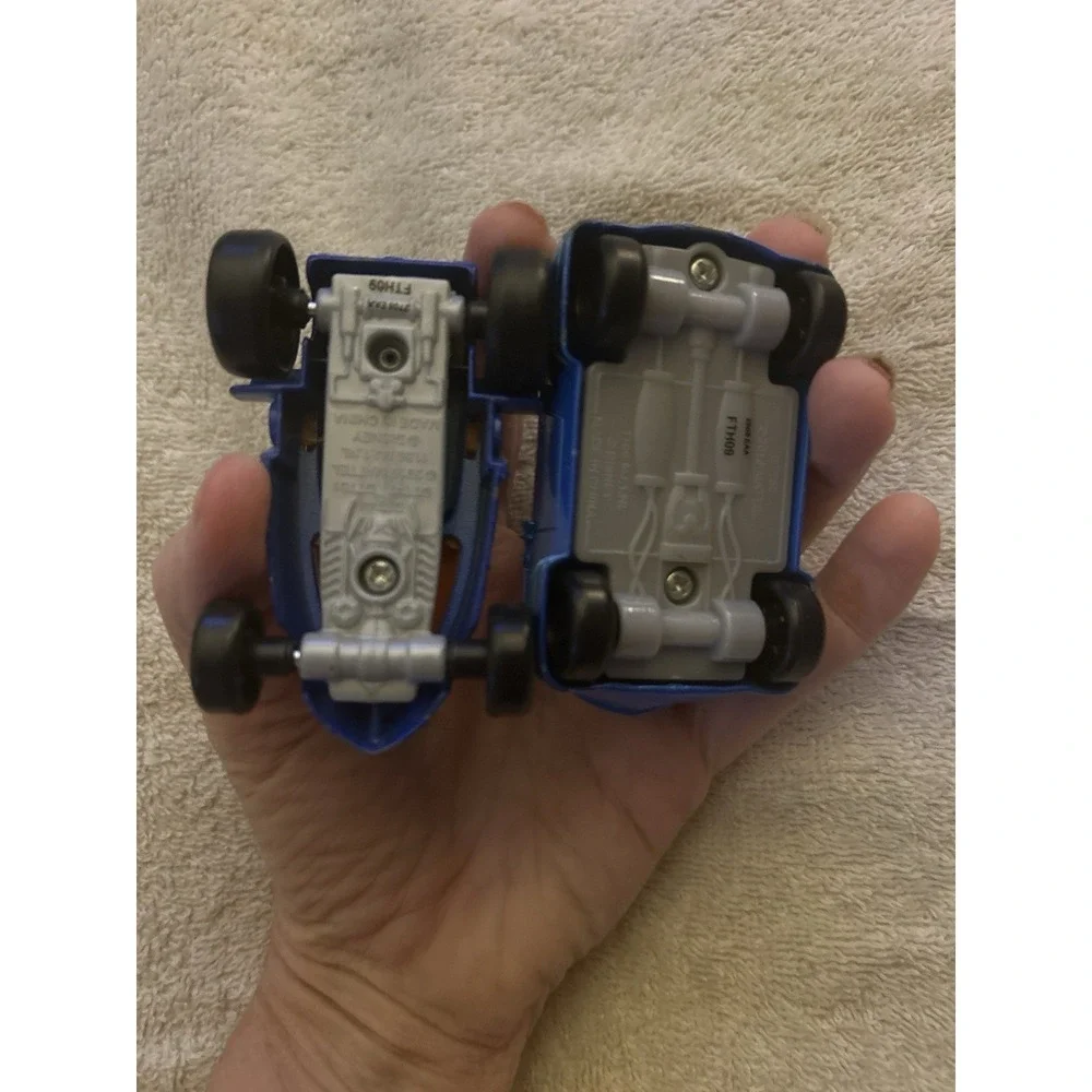 Disney Donald Duck Pull‎ Back Toy Cars Lot of 2
